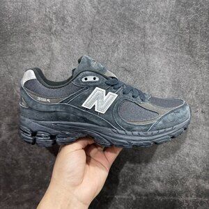 New Balance 2002R casual fashion sneakers